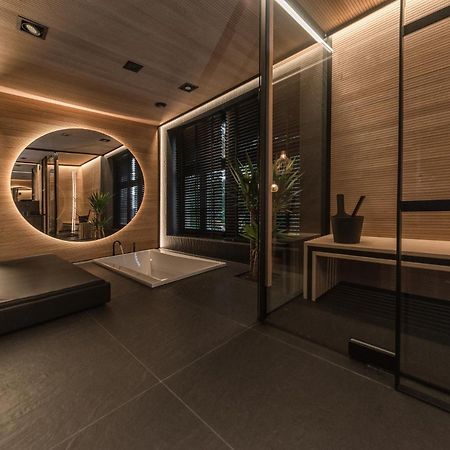 Eclipse Gold Room Bielsko-Biała Exteriör bild