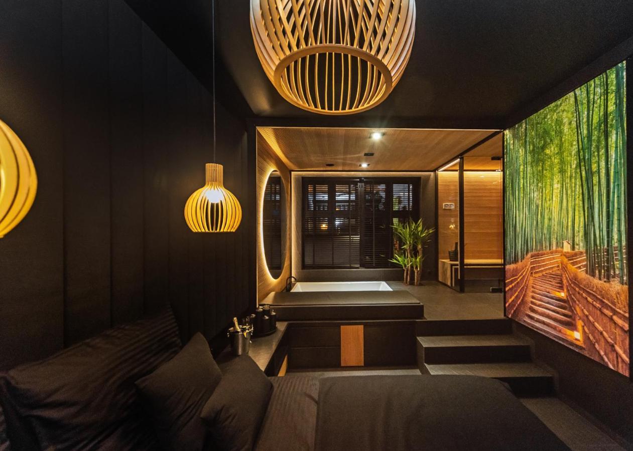 Eclipse Gold Room Bielsko-Biała Exteriör bild